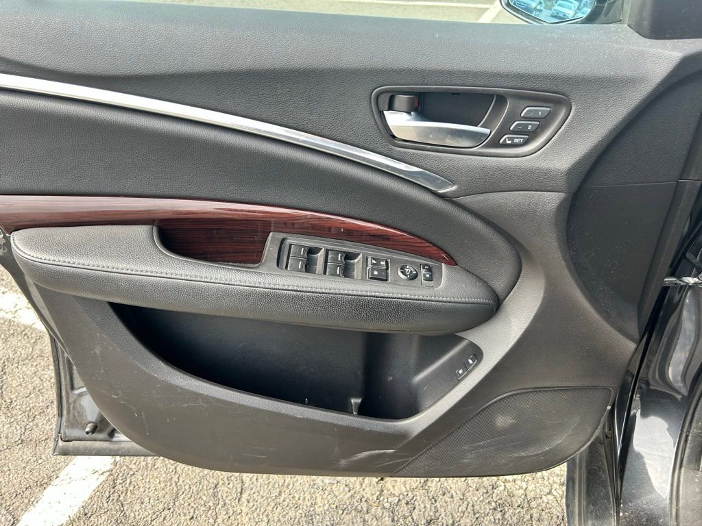 Used 2016 Acura MDX SH-AWD image 19