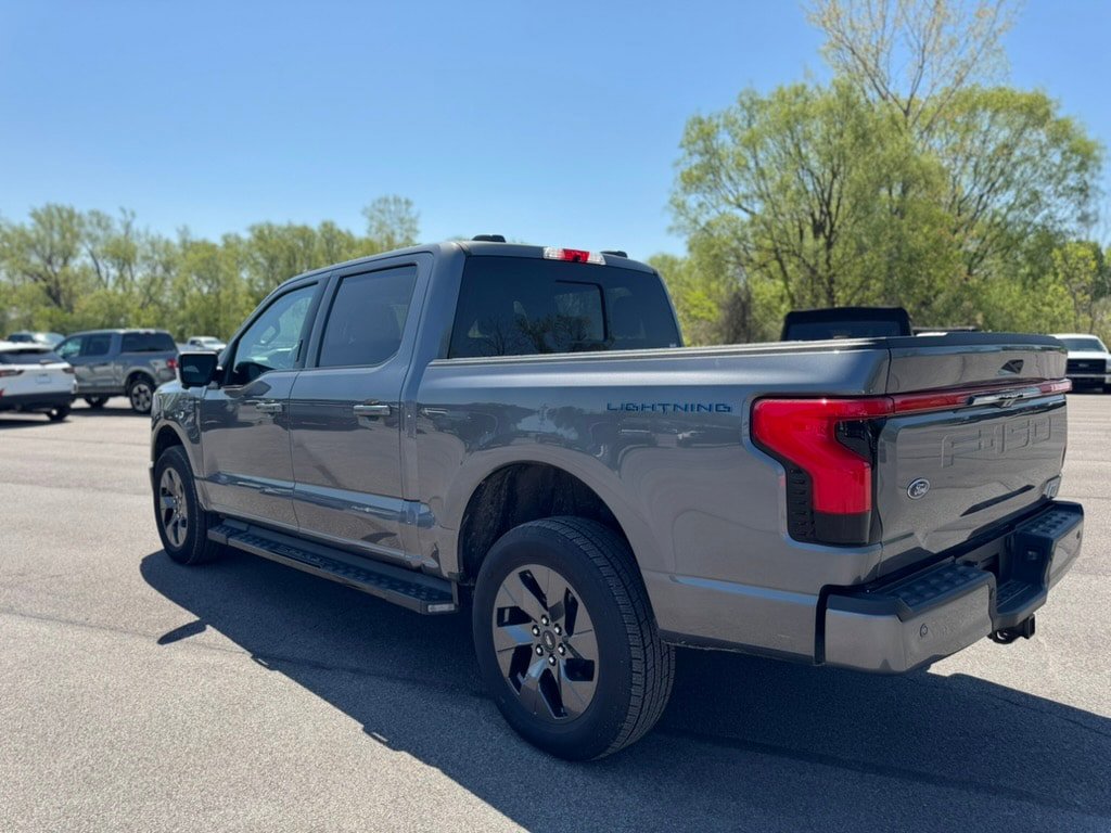 New 2023 Ford F150 Lightning Lariat image 14