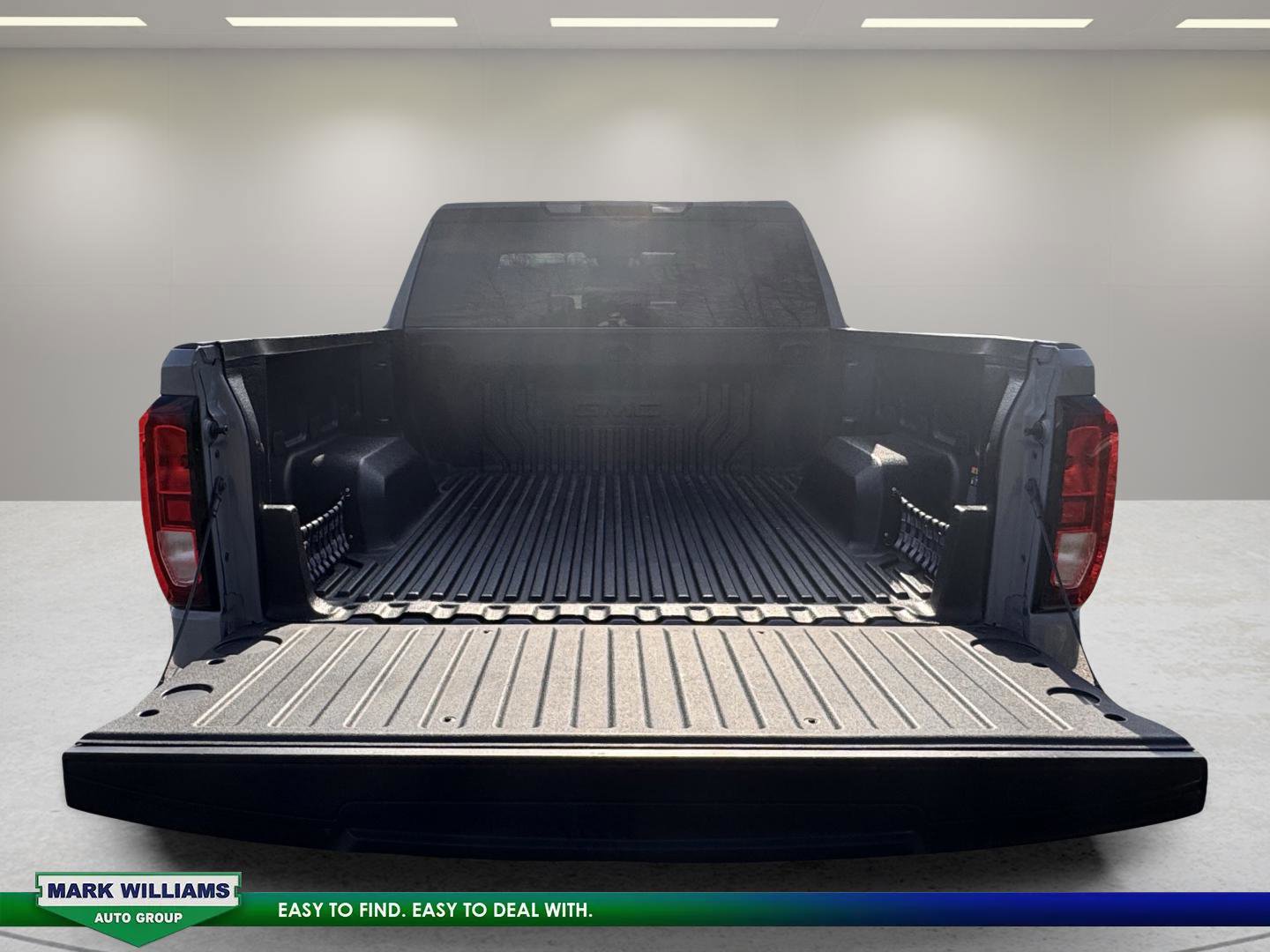 Used 2024 GMC Sierra 1500 Elevation AWD/4WD image 13