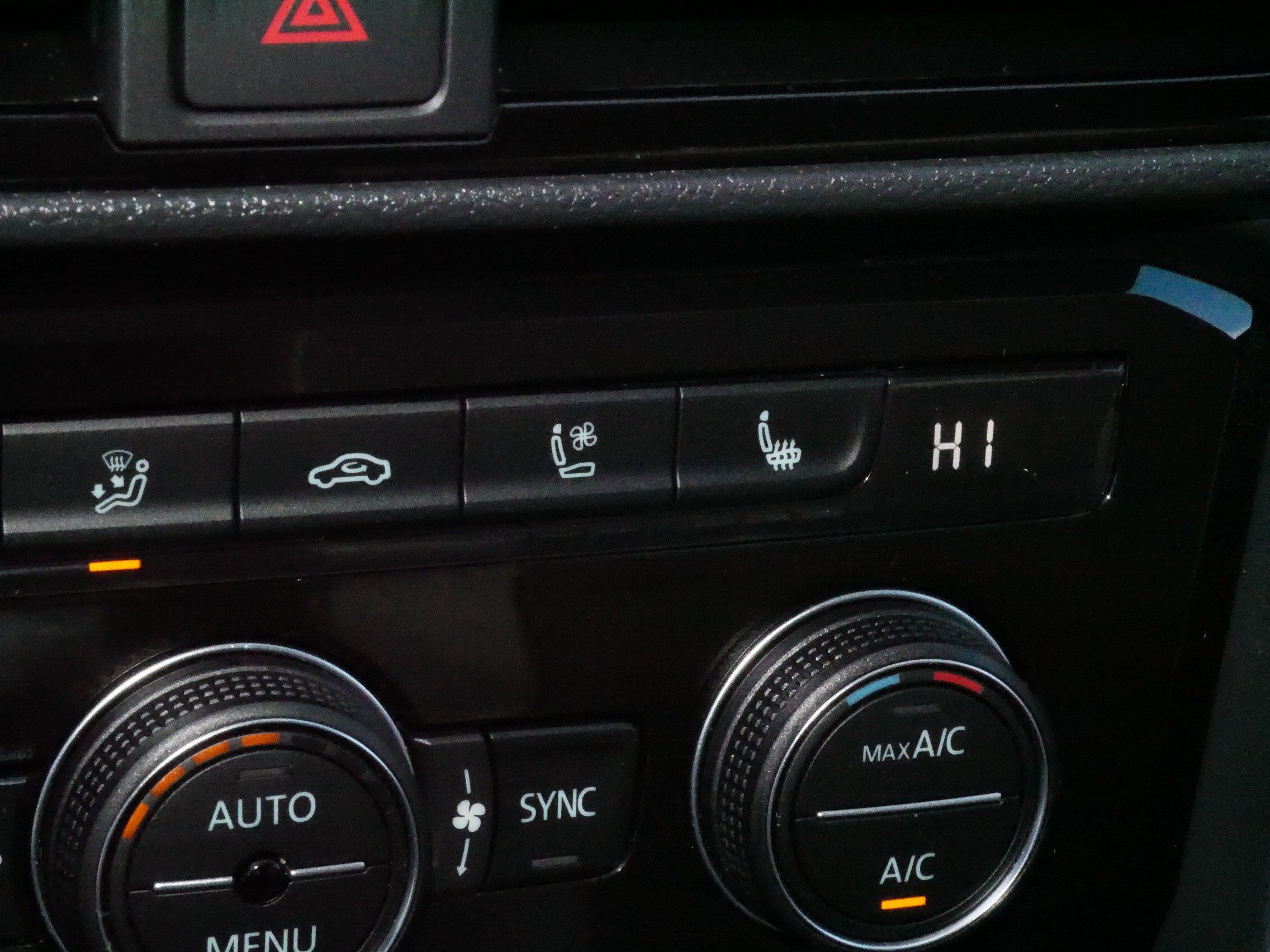 Certified 2024 Volkswagen Taos SEL image 30