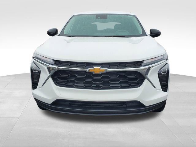 Certified 2024 Chevrolet Trax LS w/ Driver Confidence Package image 8