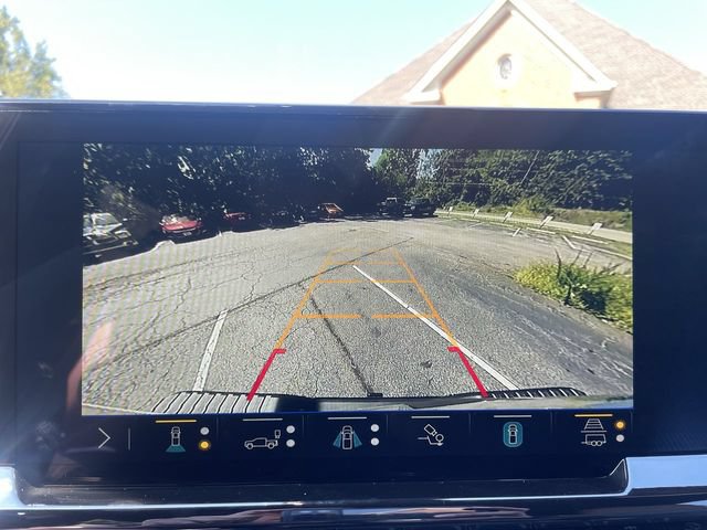 New 2026 Chevrolet Silverado 2500 ZR2 AWD/4WD image 17