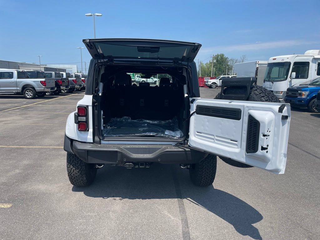New 2026 Ford Bronco Raptor w/ Interior Carbon Fiber Pack AWD/4WD image 10