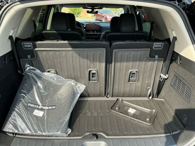New 2026 Nissan Pathfinder Platinum AWD/4WD image 20