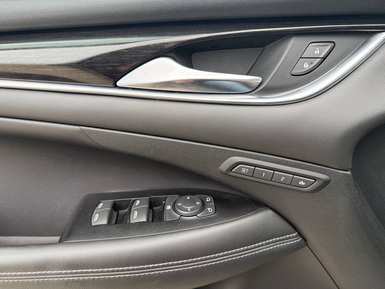 Used 2018 Buick LaCrosse Premium w/ Driver Confidence Package #2 AWD/4WD image 26