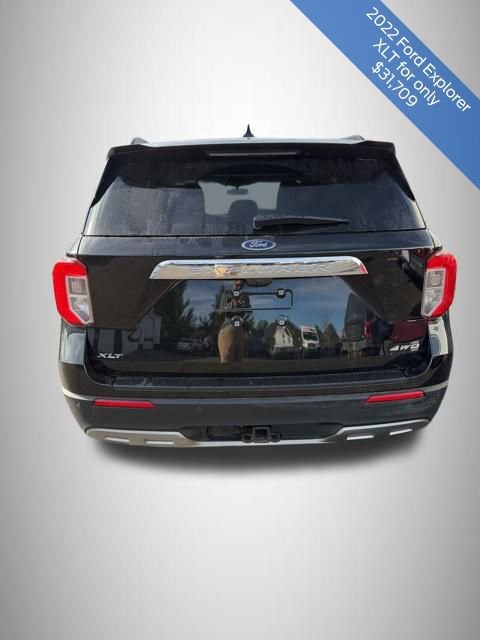 Used 2022 Ford Explorer XLT w/ Equipment Group 202A image 33