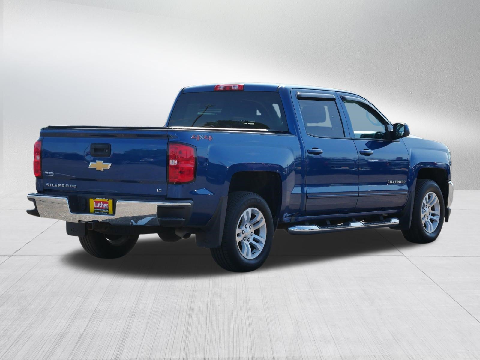 Used 2018 Chevrolet Silverado 1500 LT w/ All Star Edition AWD/4WD image 7