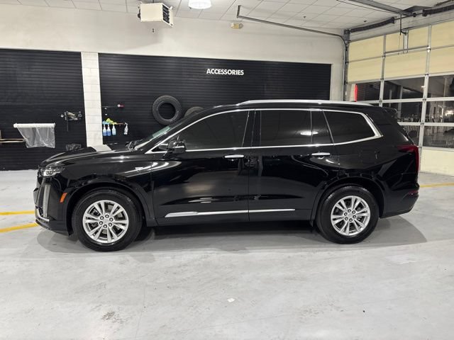 Certified 2025 Cadillac XT6 Luxury FWD image 5