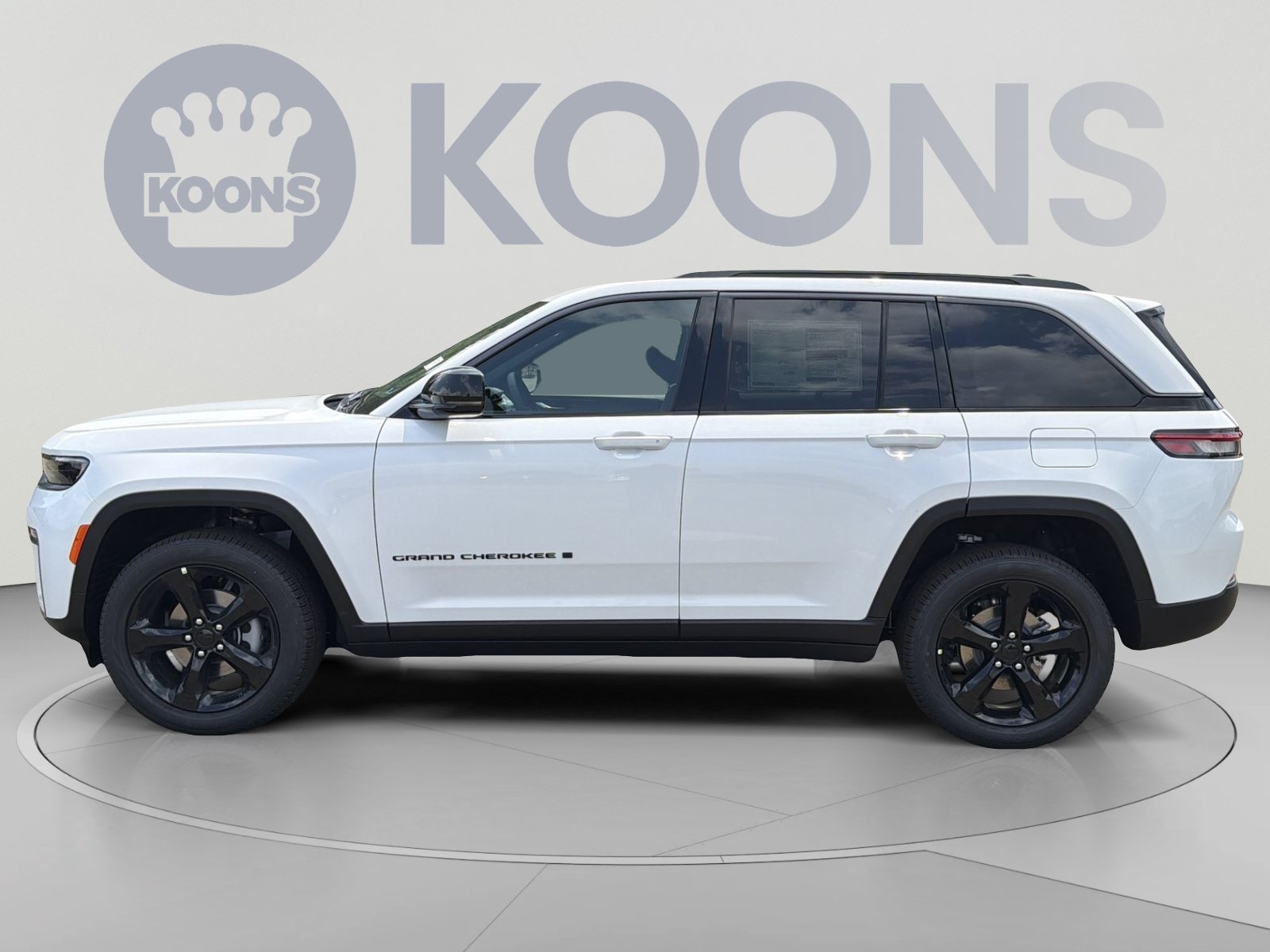 New 2026 Jeep Grand Cherokee Limited w/ Limited Altitude Package AWD/4WD image 2