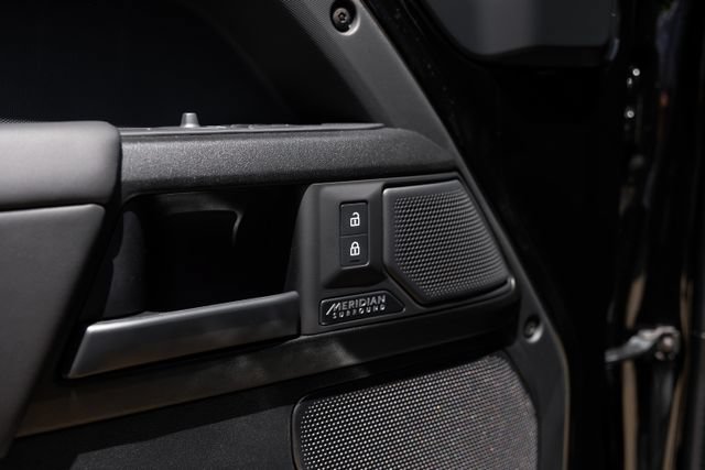 New 2026 Land Rover Defender 110 OCTA AWD/4WD image 57