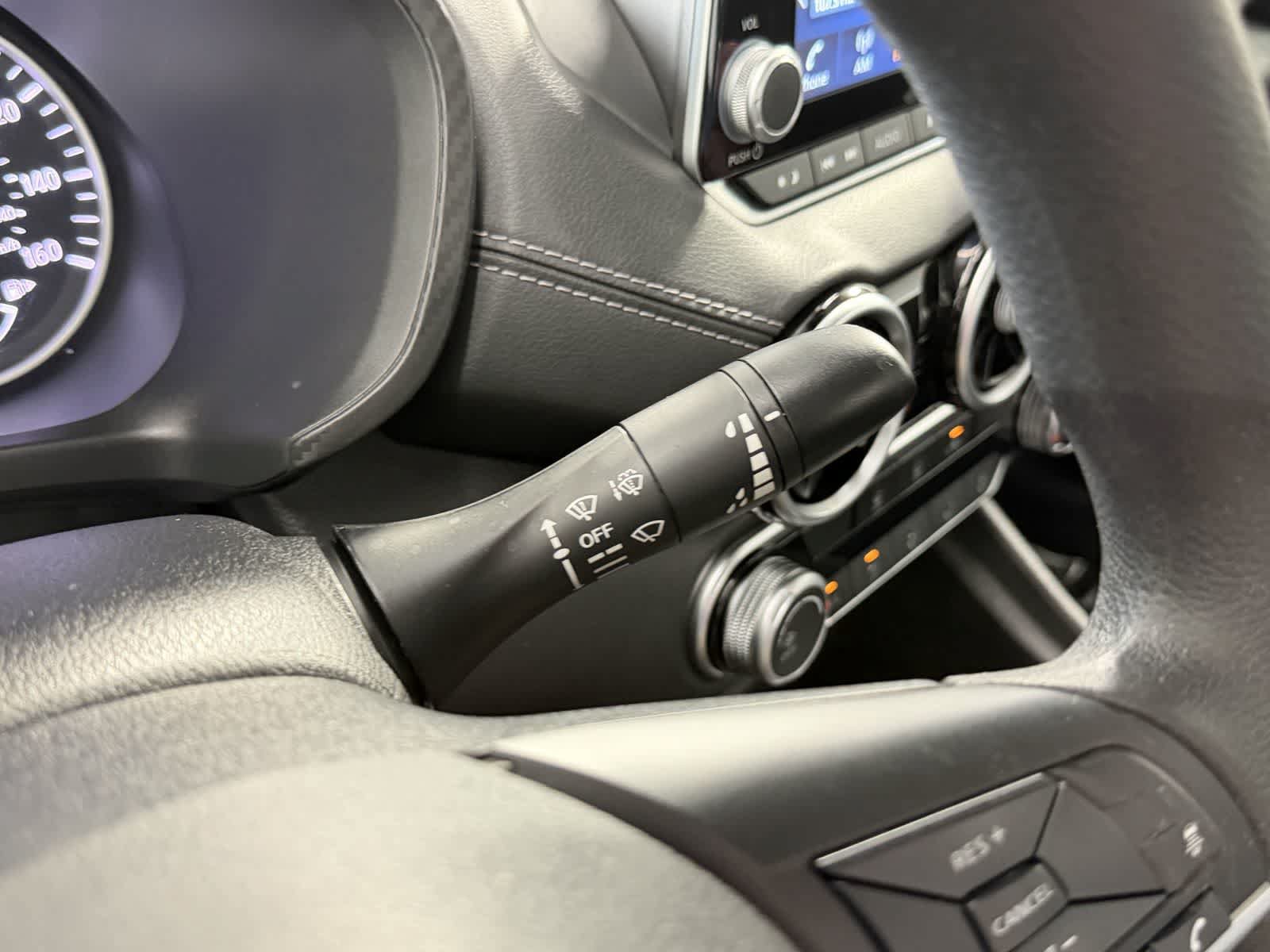 Used 2024 Nissan Sentra SV FWD image 18