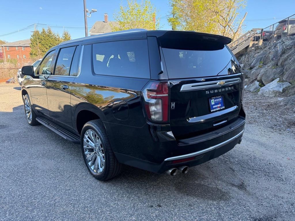 Used 2021 Chevrolet Suburban High Country AWD/4WD image 4