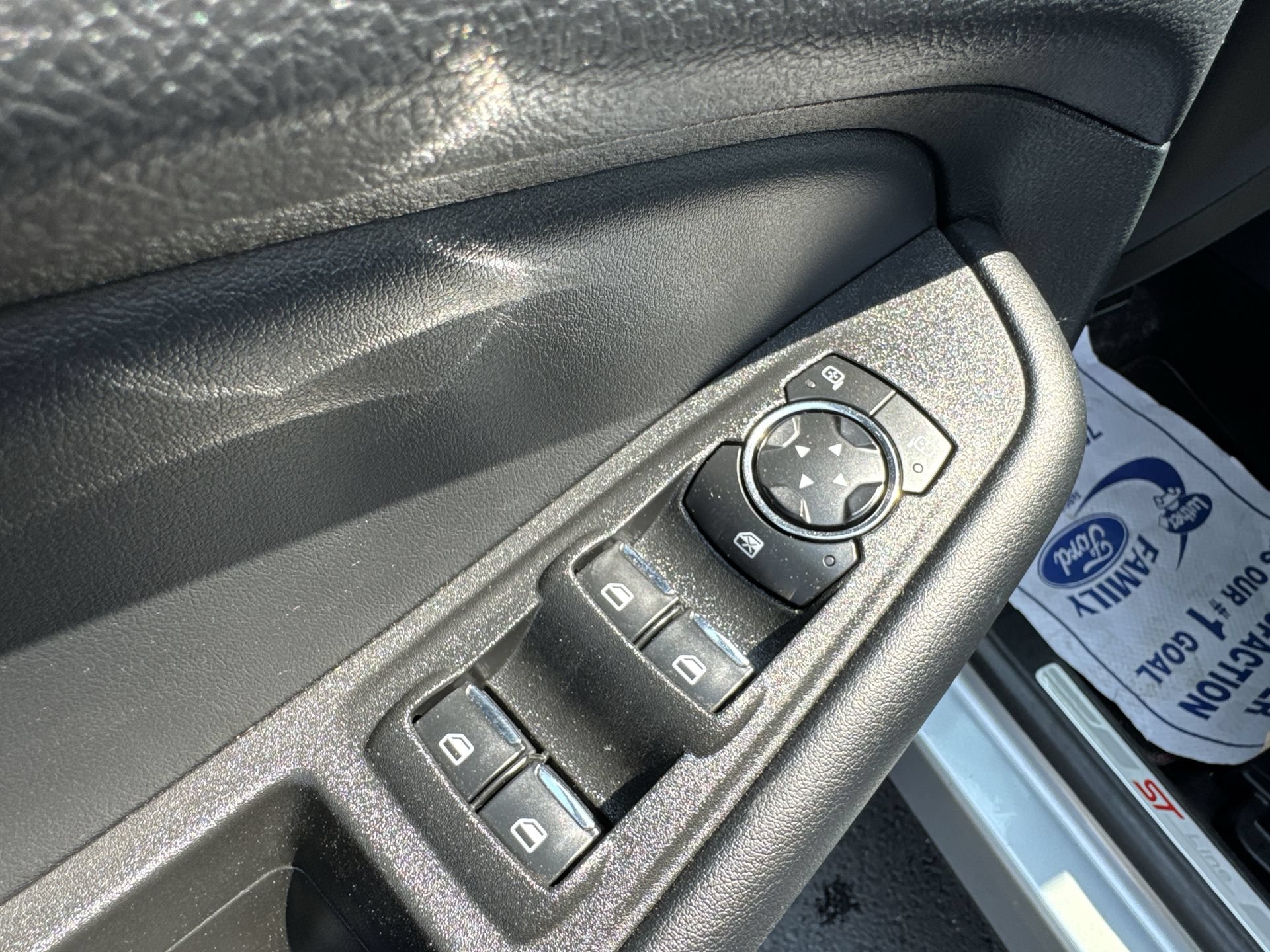 Used 2024 Ford Edge ST-Line AWD/4WD image 13