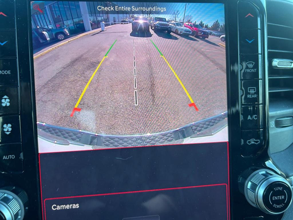 Used 2025 RAM 1500 Laramie image 24