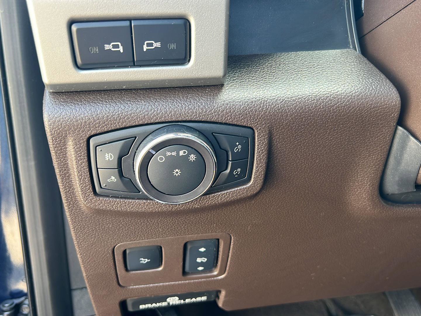 Used 2017 Ford F250 King Ranch w/ King Ranch Ultimate Package AWD/4WD image 19