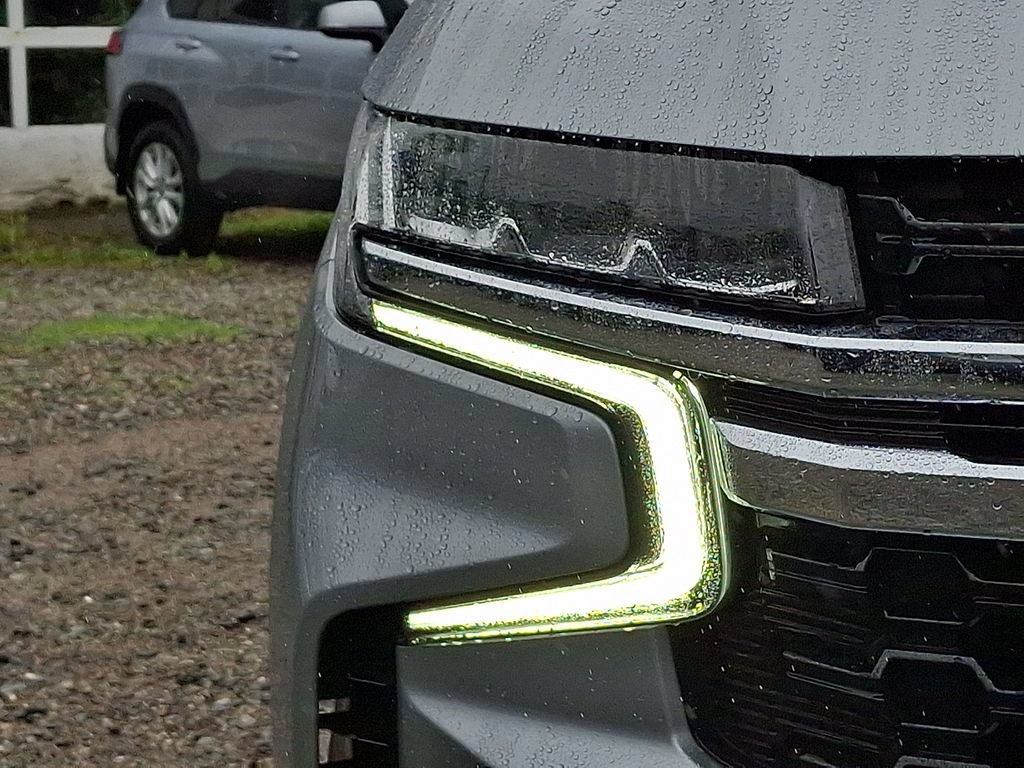 Used 2024 Chevrolet Tahoe LS w/ Driver Alert Package AWD/4WD image 13