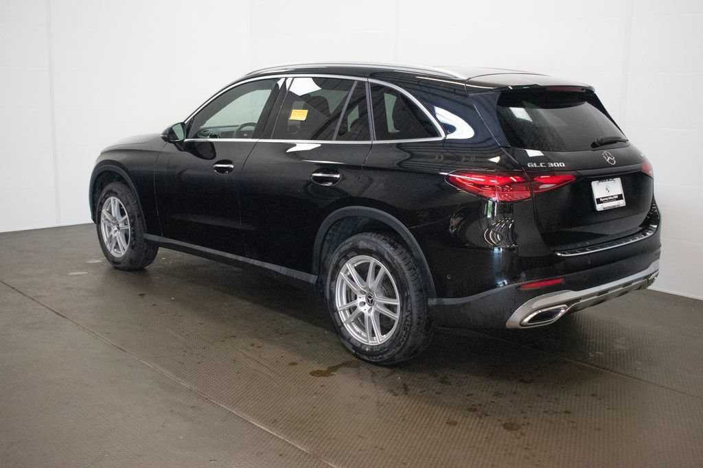 Used 2023 Mercedes-Benz GLC 300 4MATIC image 6