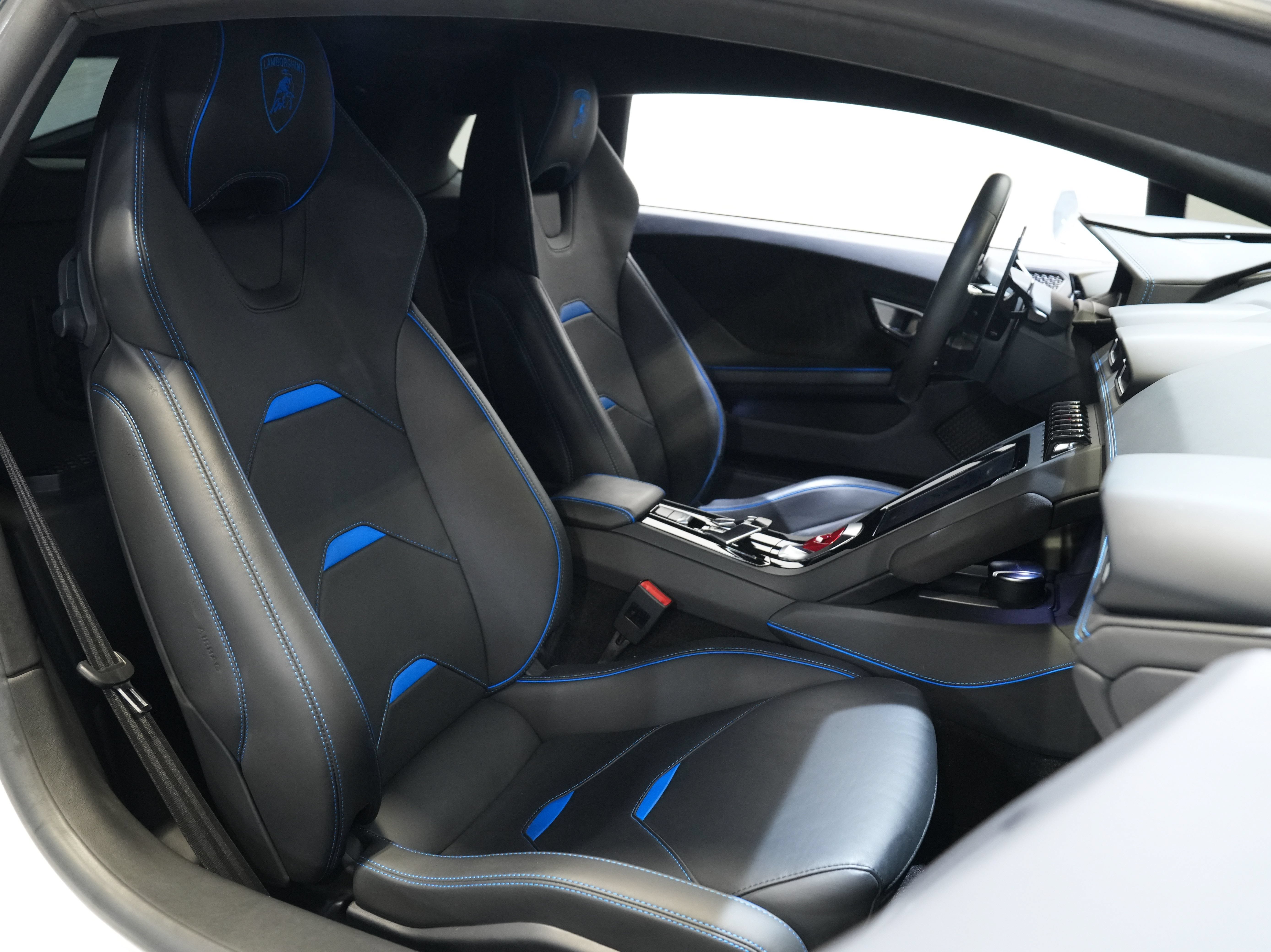 Used 2020 Lamborghini Huracan EVO AWD/4WD image 30