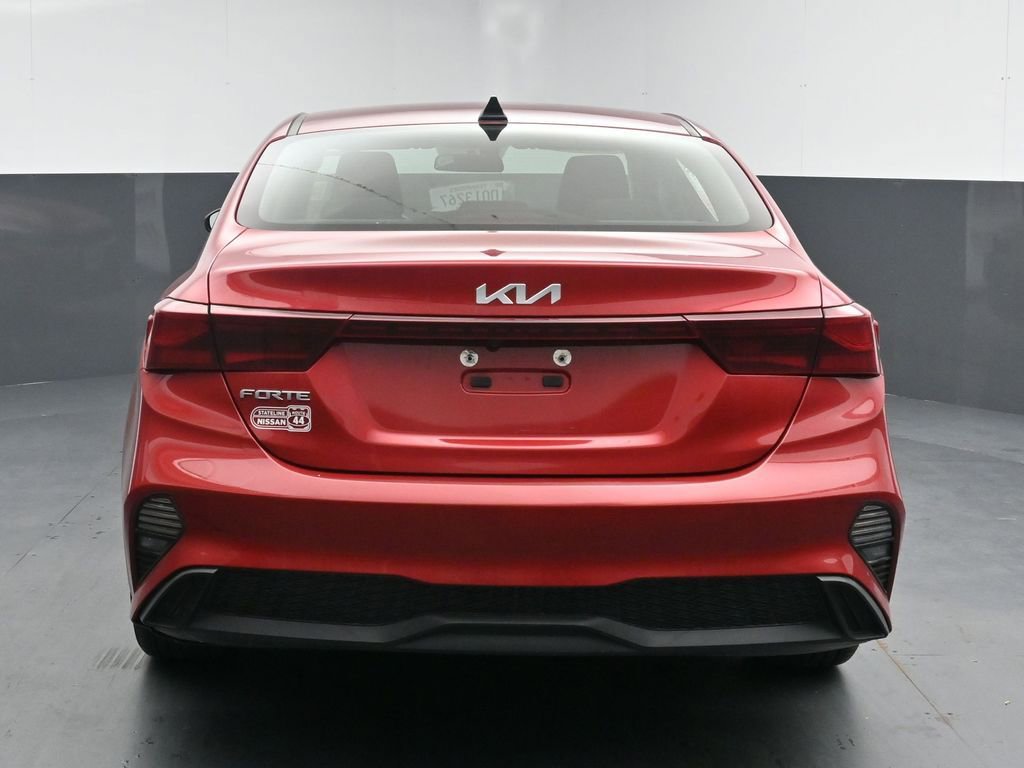 Used 2023 Kia Forte LXS FWD image 7