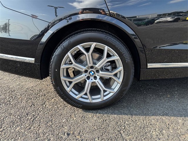 New 2026 BMW X7 xDrive40i w/ Premium Package image 17