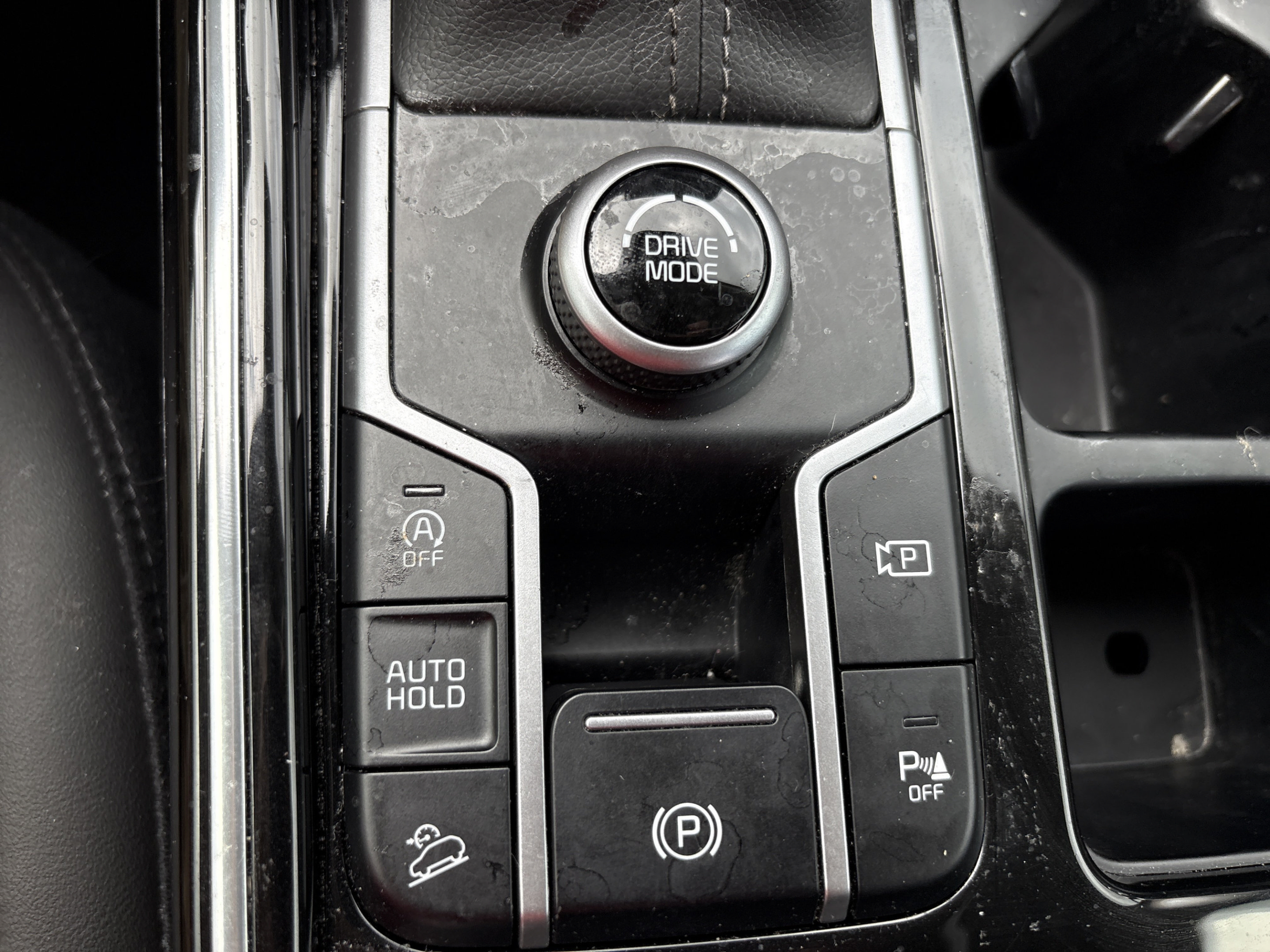 Certified 2023 Kia Sorento SX FWD image 16