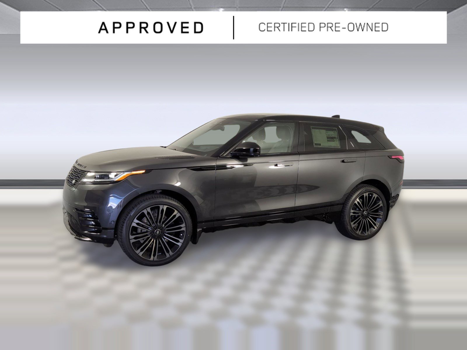 Used 2026 Land Rover Range Rover Velar Dynamic SE image 1