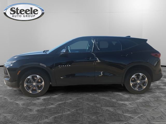 Used 2023 Chevrolet Blazer LT w/ LPO, Floor Liner Package image 2