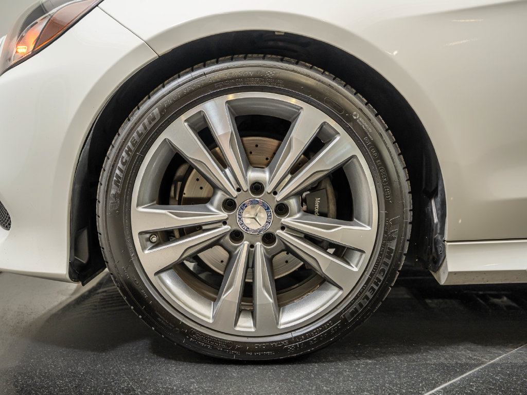 Used 2016 Mercedes-Benz E 350 4MATIC Sedan image 13