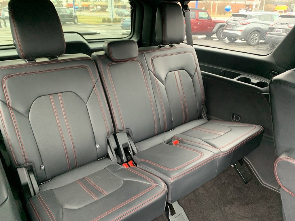Used 2023 Ford Expedition Max Limited image 15