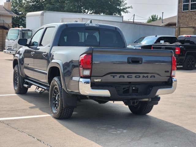 Used 2022 Toyota Tacoma SR5 RWD image 3