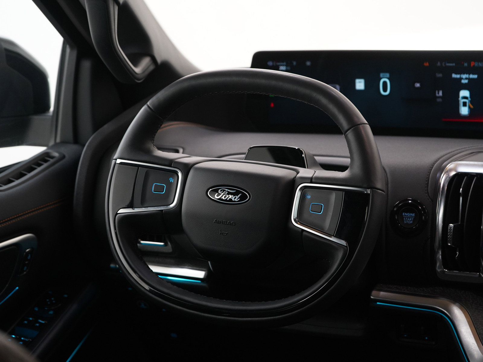 Used 2025 Ford Expedition Tremor AWD/4WD image 17