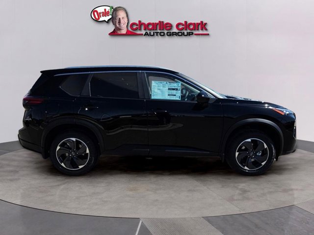 Certified 2025 Nissan Rogue SV w/ SV Premium Package image 7