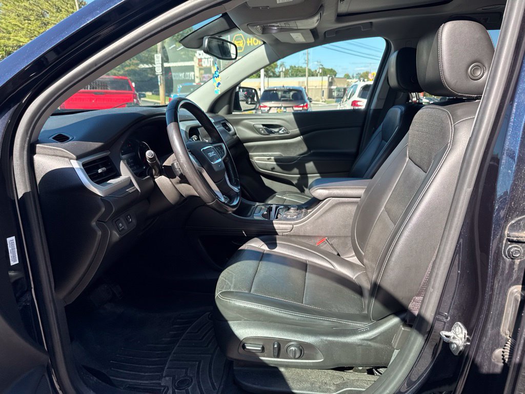 Used 2021 GMC Acadia SLT AWD/4WD image 14
