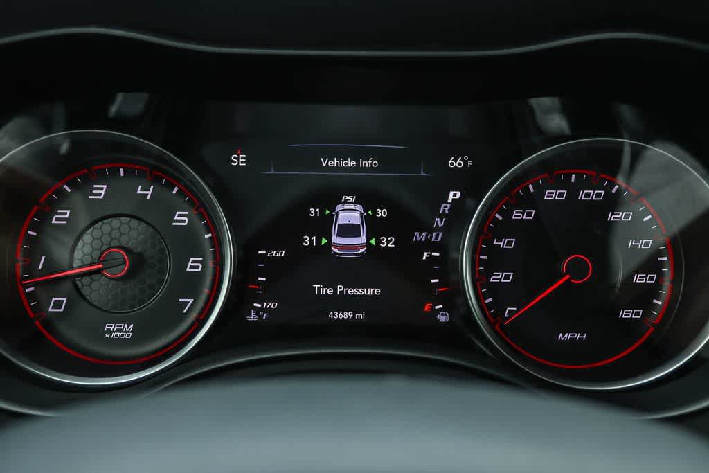 Used 2022 Dodge Charger Scat Pack RWD image 24