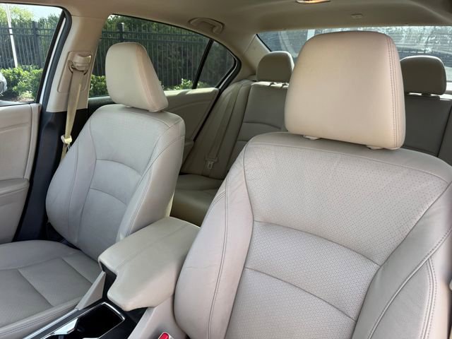 Used 2015 Honda Accord EX-L image 9