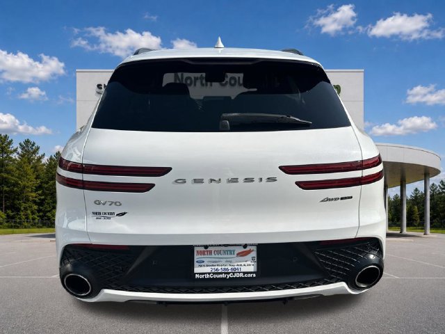 Used 2023 Genesis GV70 3.5T Sport AWD/4WD image 8