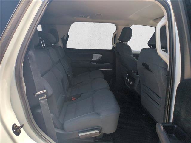 Used 2025 Ford Expedition Active RWD image 20