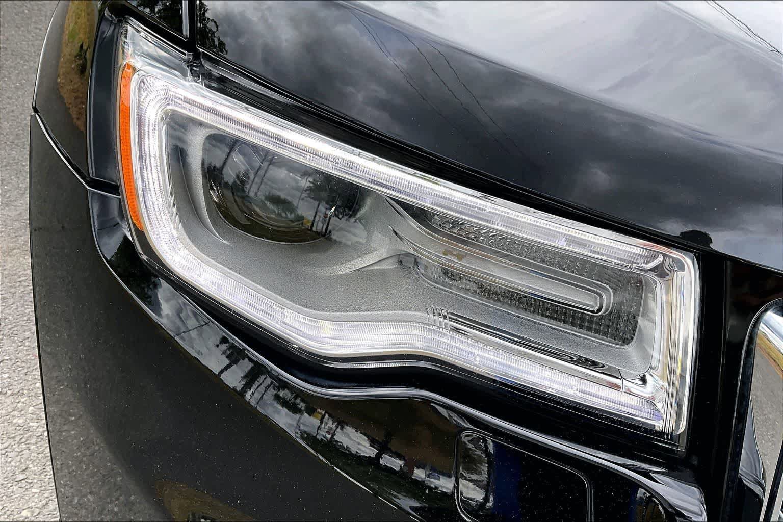 Used 2019 Jeep Grand Cherokee Summit AWD/4WD image 31