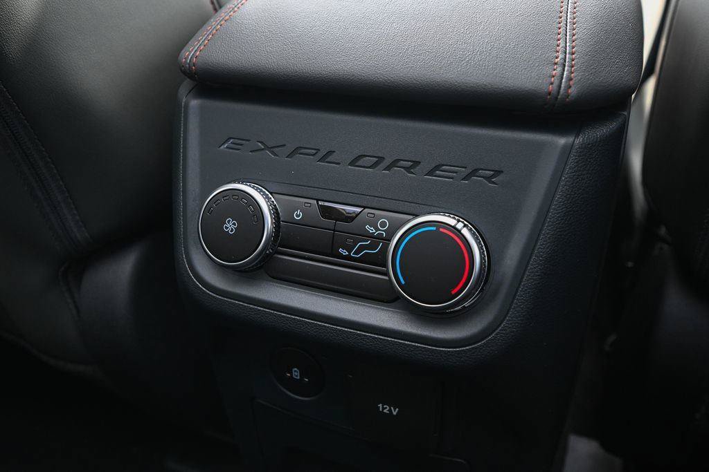 New 2026 Ford Explorer Active w/ Active Comfort Package AWD/4WD image 27