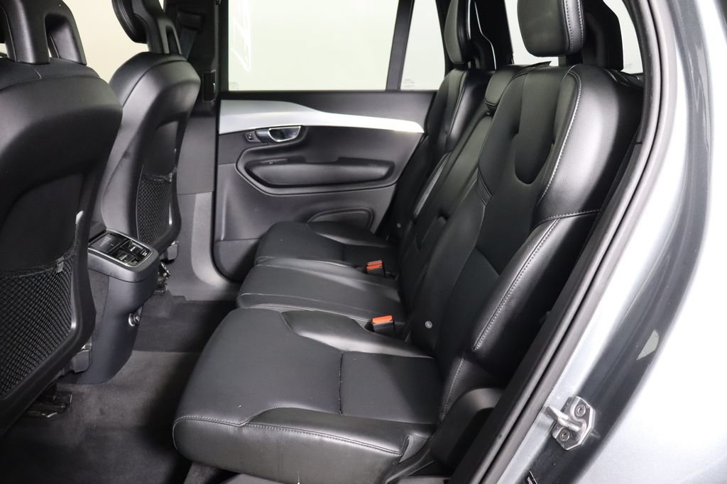 Used 2018 Volvo XC90 T5 Momentum w/ Convenience Package FWD image 15
