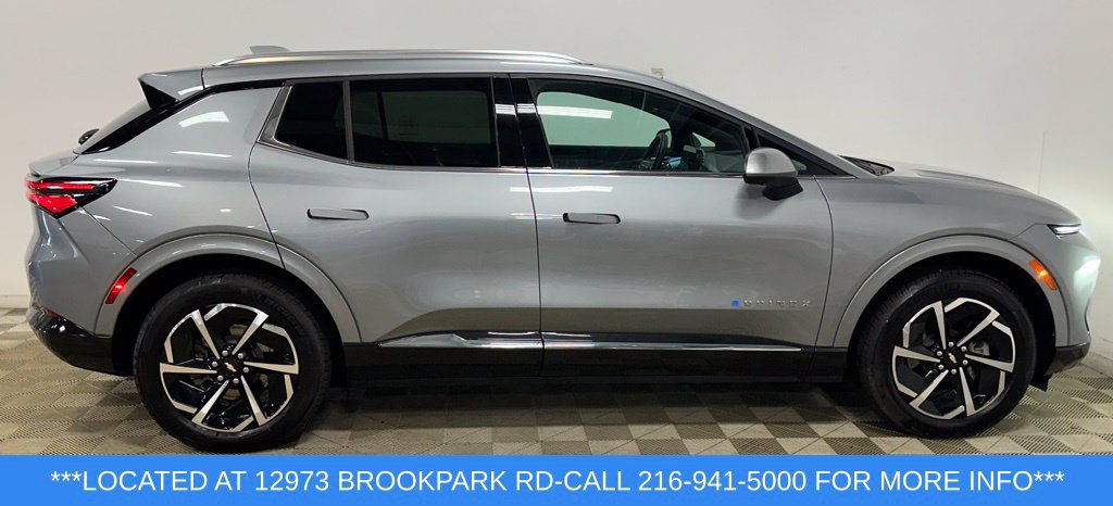 Used 2024 Chevrolet Equinox EV LT w/ LPO, All-Weather Mat Package AWD/4WD image 5