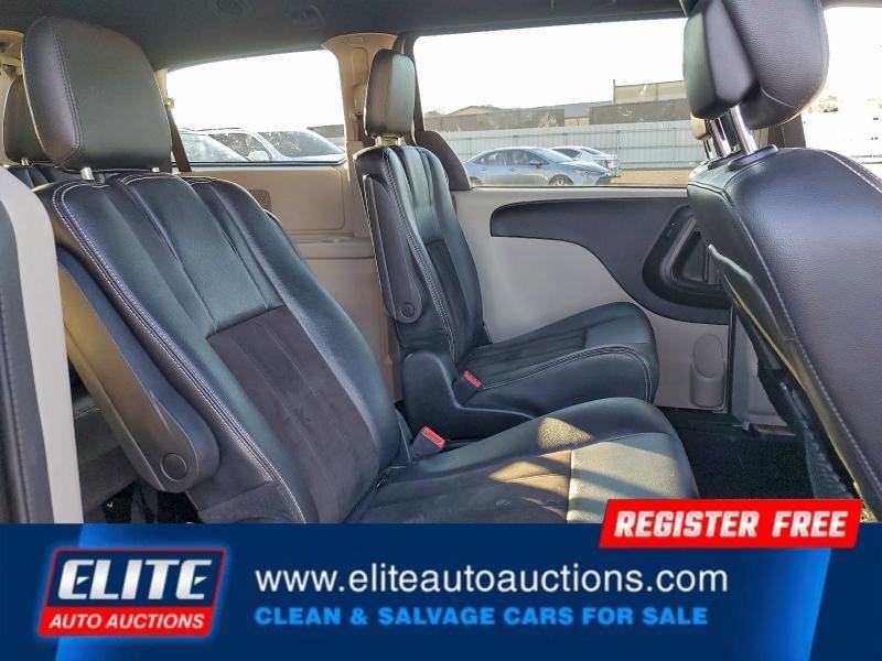 Used 2019 Dodge Grand Caravan SXT image 22