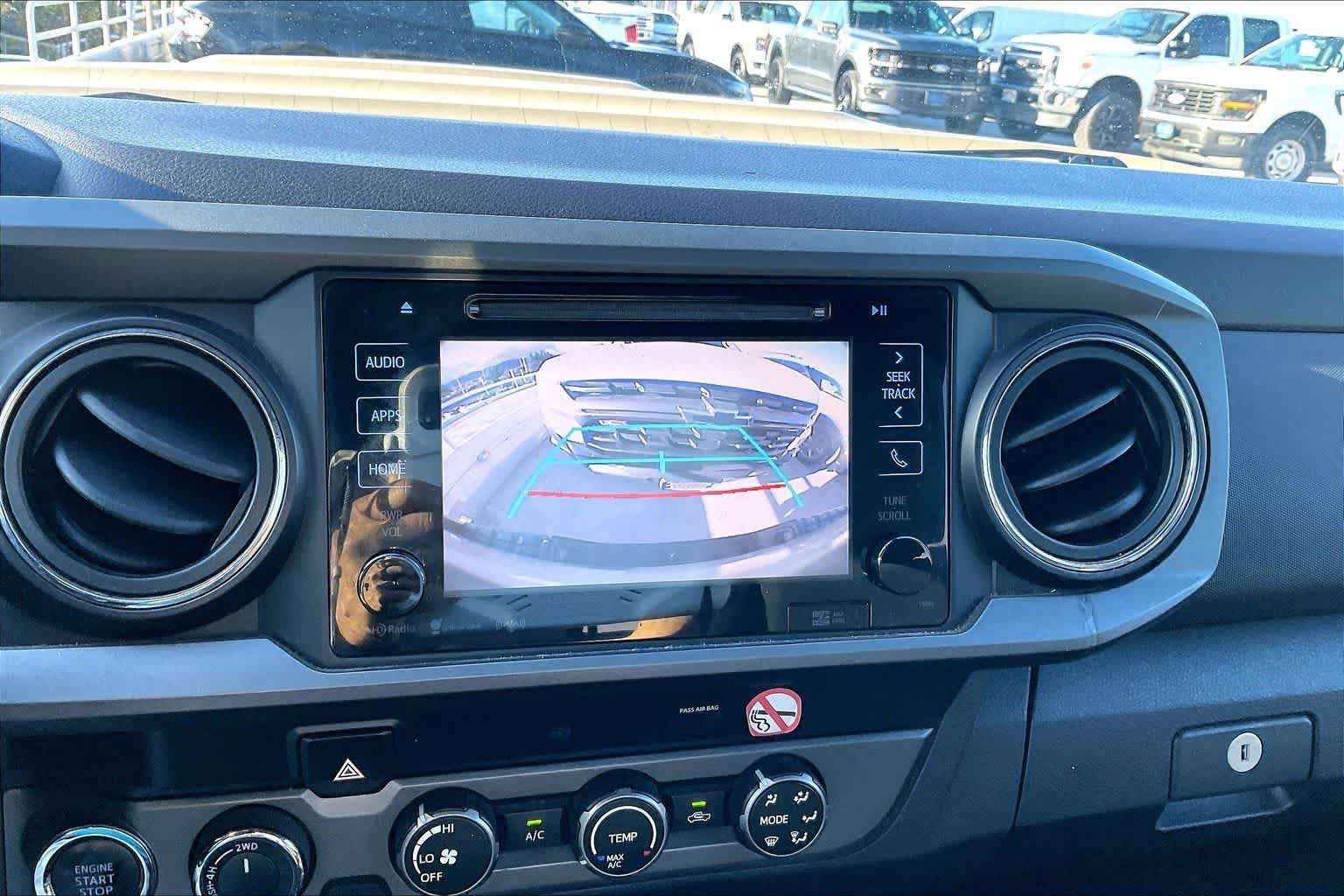 Used 2019 Toyota Tacoma TRD Sport AWD/4WD image 26
