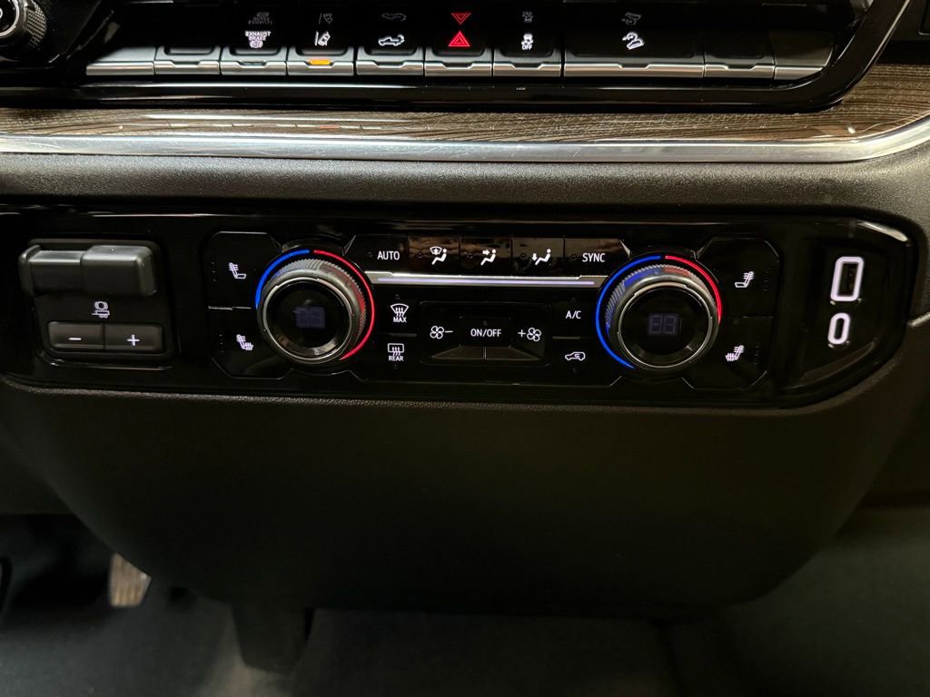 Used 2024 Chevrolet Silverado 2500 LT image 16