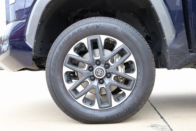 Used 2024 Toyota Tundra Limited image 8
