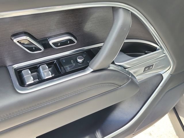 Used 2024 Land Rover Range Rover SE image 23