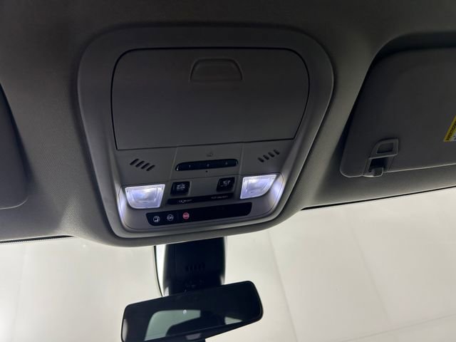 Used 2019 Buick Enclave Avenir image 26