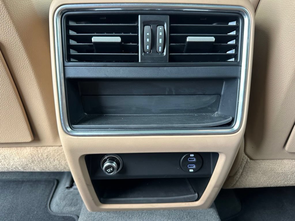 Certified 2023 Porsche Cayenne AWD/4WD image 41