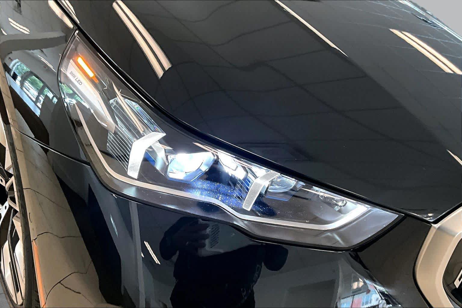 Used 2024 BMW 530i w/ Premium Package RWD image 24