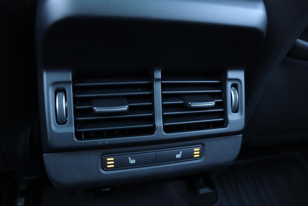 Used 2023 Land Rover Range Rover Evoque SE image 63